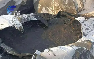使用污泥調理劑調理后壓出來污泥的含水率，污泥脫水效果明顯